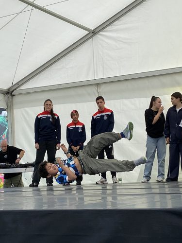 Urban fest shopping promenade (5) danse