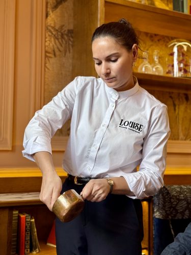 brasserie louise ceviche steak frites salon