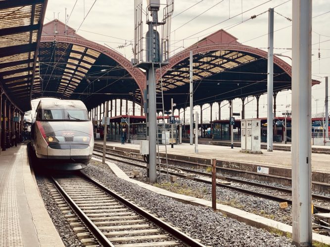 train tgv gare strasbourg