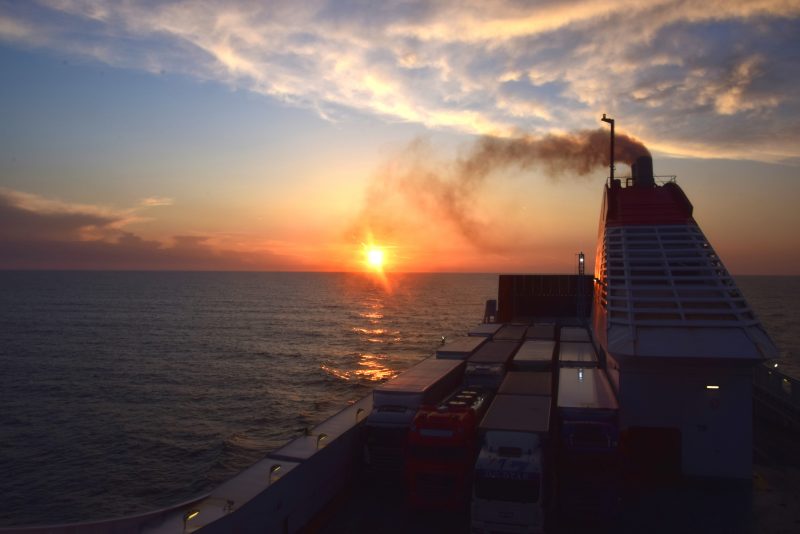 Coucher de soleil ferry Italie-Grèce