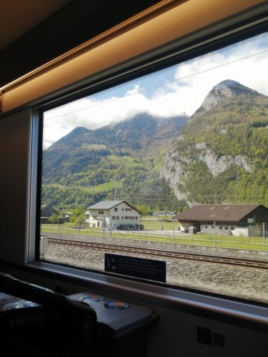 Vue train Suisse