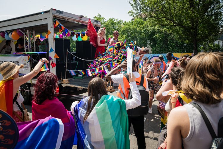 Pride marche des fiertés LGBTQIA+