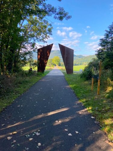 portes corten chemin des carrières voie verte