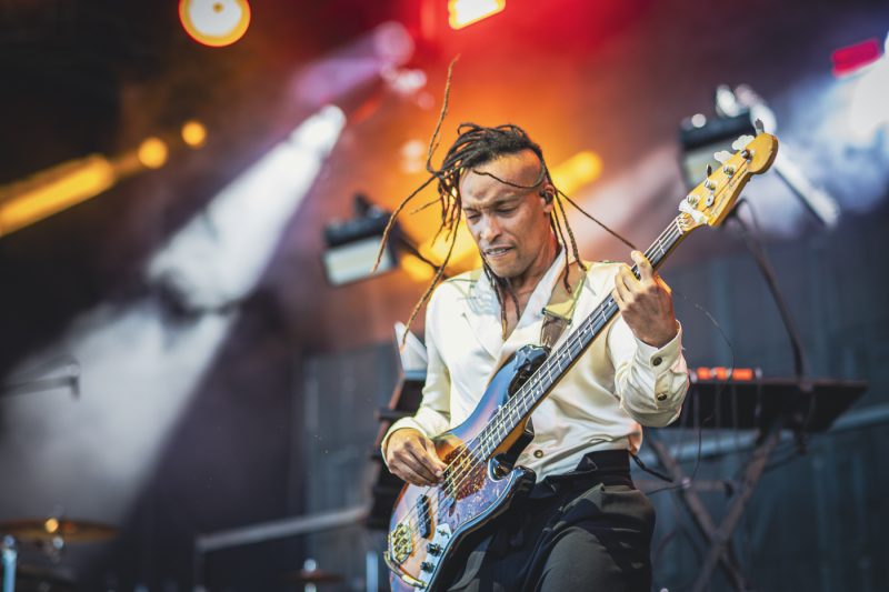 Festival les Alpagas Bleus 2025, Saverne, Scène, musique, bassiste, Mathilda