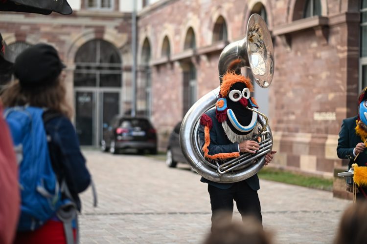 farse arts de rue spectacle culture