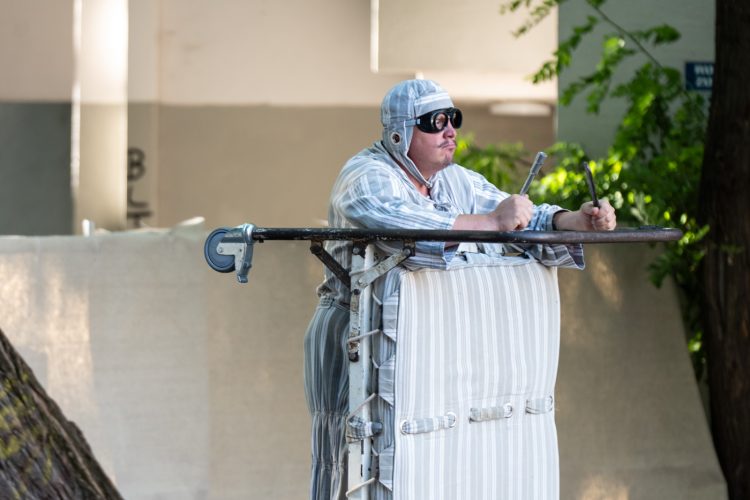 farse arts de rue spectacle culture