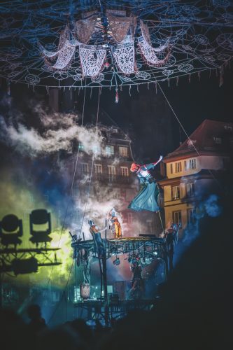Cie Tawa au Farse, place Kléber, nuit