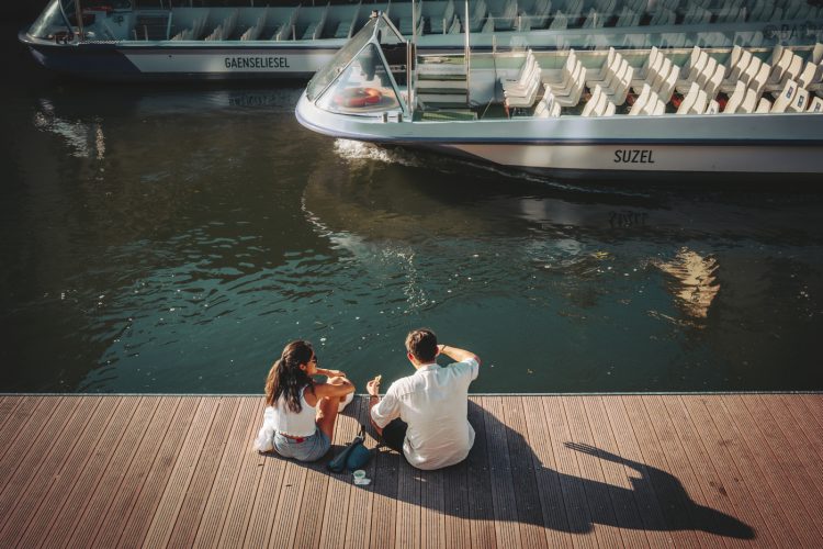 Couple sur quai