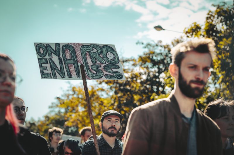 10 septembre, bloquons tout, Foule, pancartes, manifestant