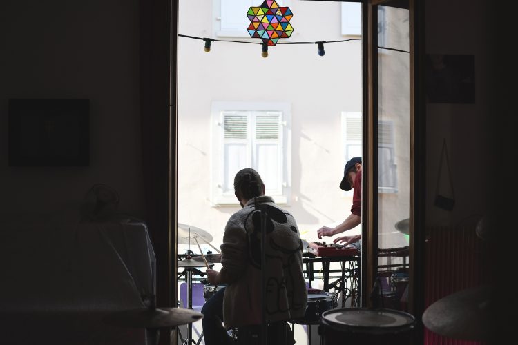 Y&rsquo;a du monde au balcon (40)