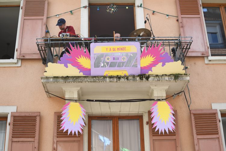 Y&rsquo;a du monde au balcon (45)
