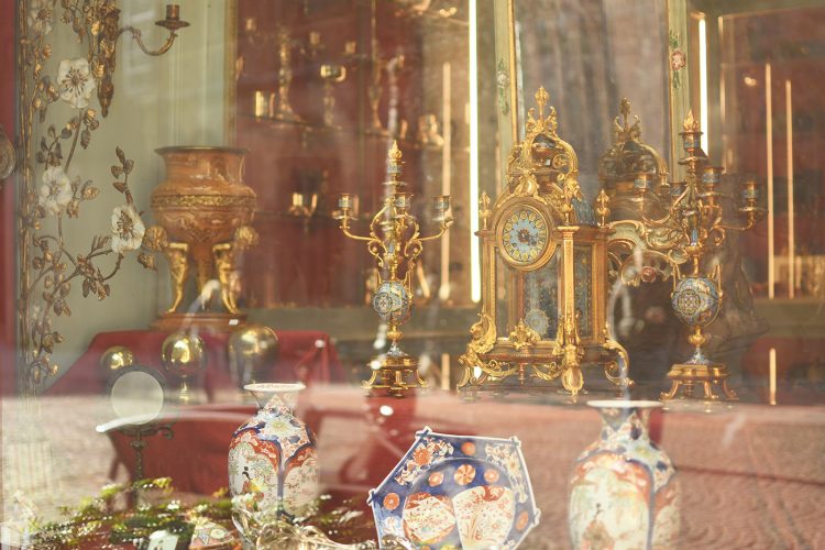 antiquaire bastian