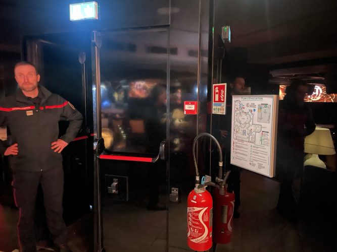 r club contrôle sécurité