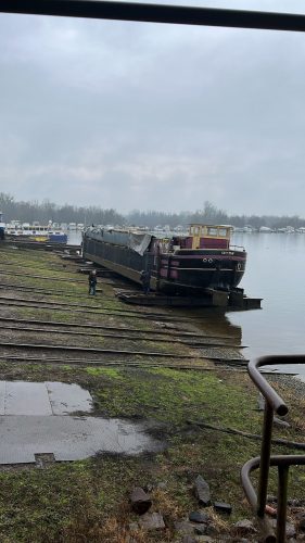 Péniche Mécanique