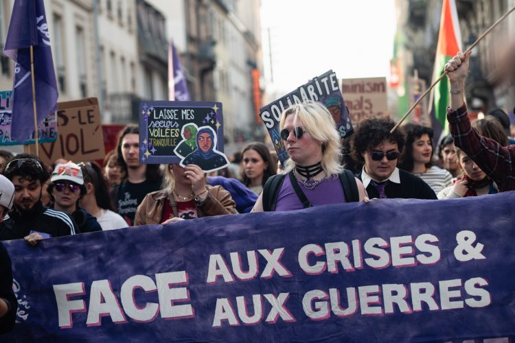 marche 8 mars femme droit feminisme vss