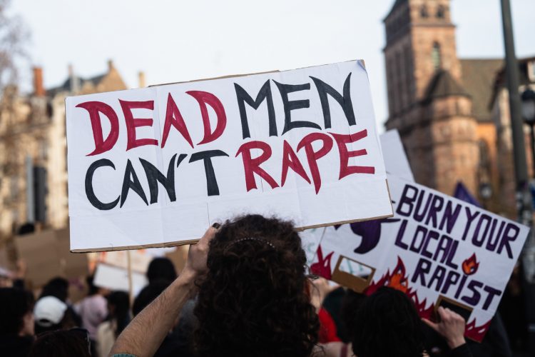 marche 8 mars femme droit feminisme vss
