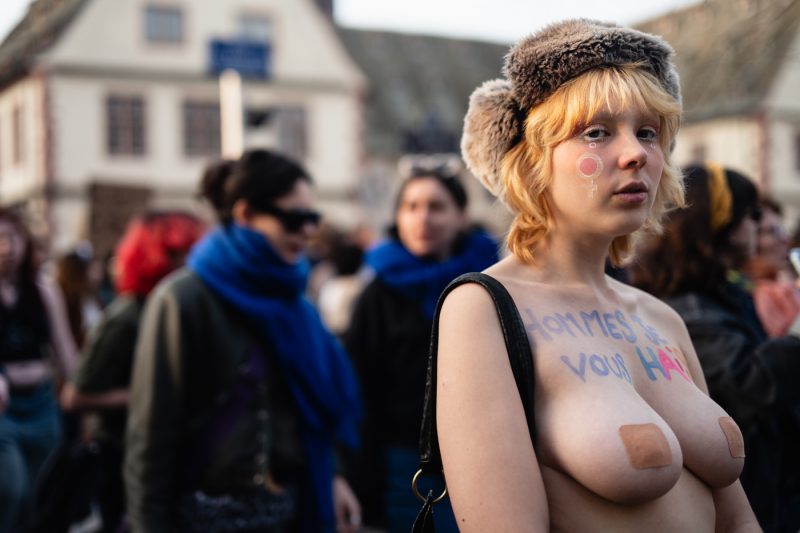 marche 8 mars femme droit feminisme vss
