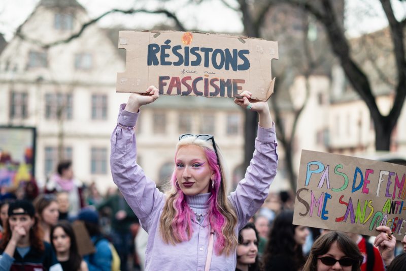 marche 8 mars femme droit feminisme vss
