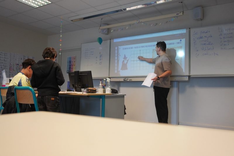 collège François Truffaut  salle de classe