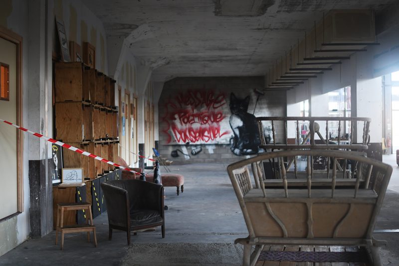 Exposition Banksy cave à vins lu2 coop port du rhin (54)