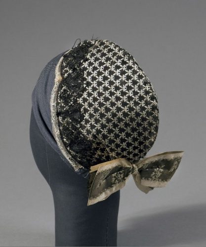 Bonnet costume alsacien