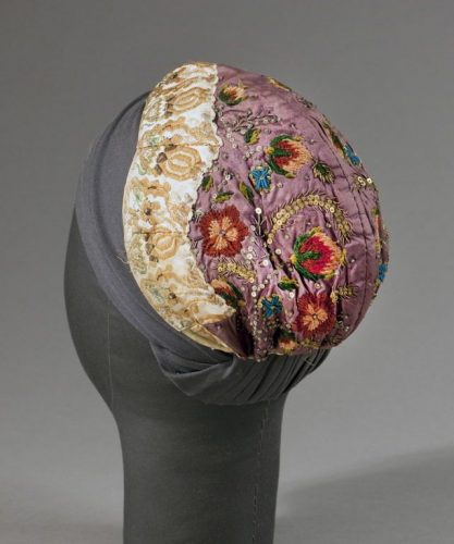 Bonnet costume alsacien