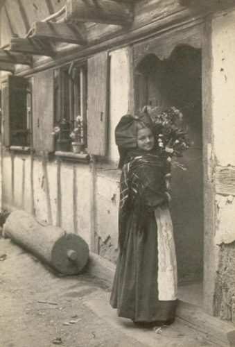 Geispolsheim Costume Alsacien