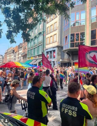 Équipe de secouristes marche des visibilités 2025