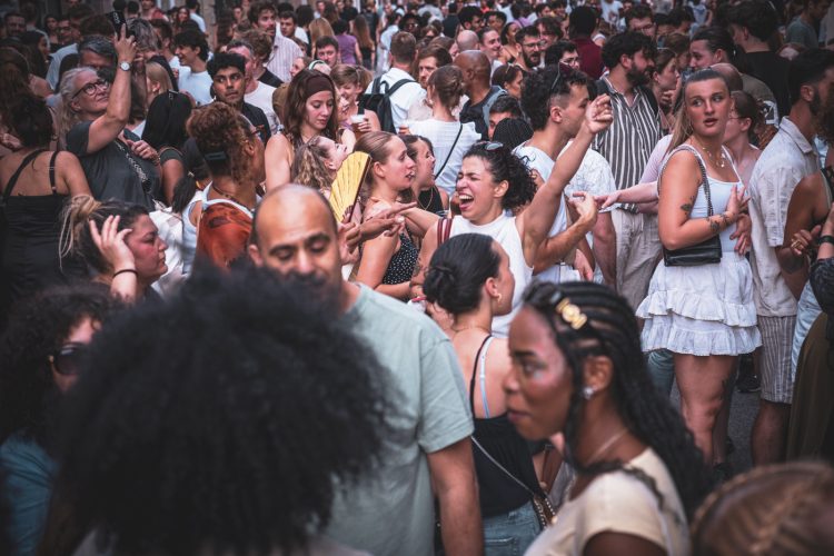 fête de la musique, foule, danse