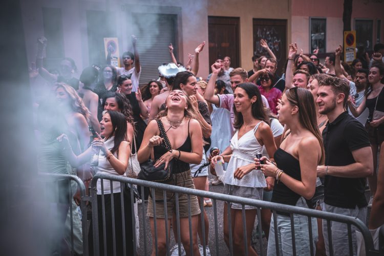 fête de la musique, foule, danse