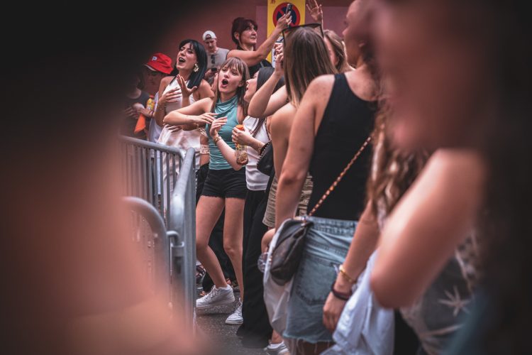 fête de la musique, foule, danse