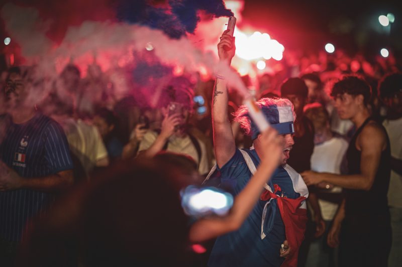foot, coupe du monde, fanzone, drapeaux