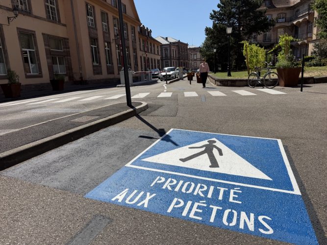 plots hopital civil vélo
