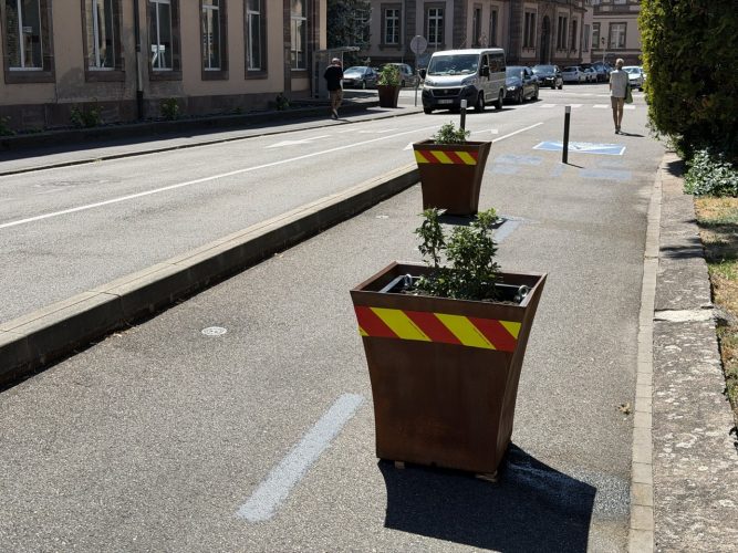 plots hopital civil vélo