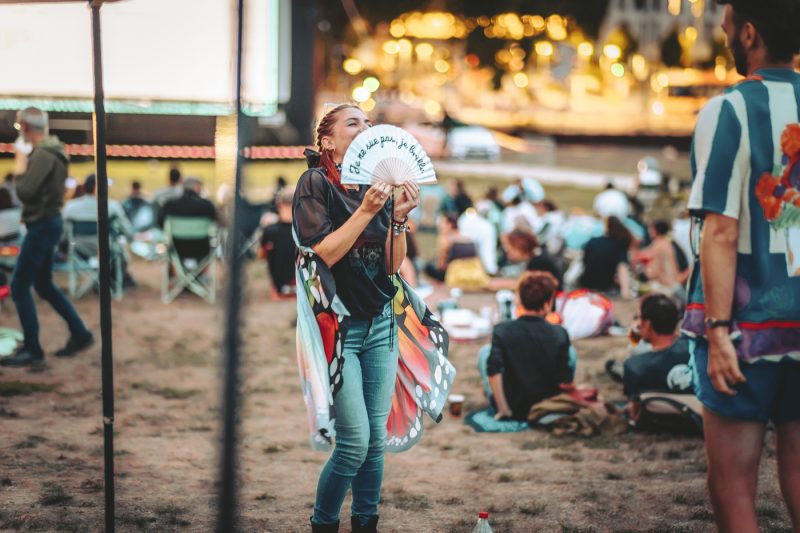 ciné plein air, jeune, été