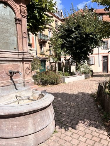 Place du Pont aux Chats et fontaine des Zurichois