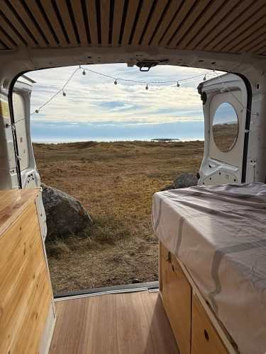 Van life road trip anna léa van aménagé voyage (2)