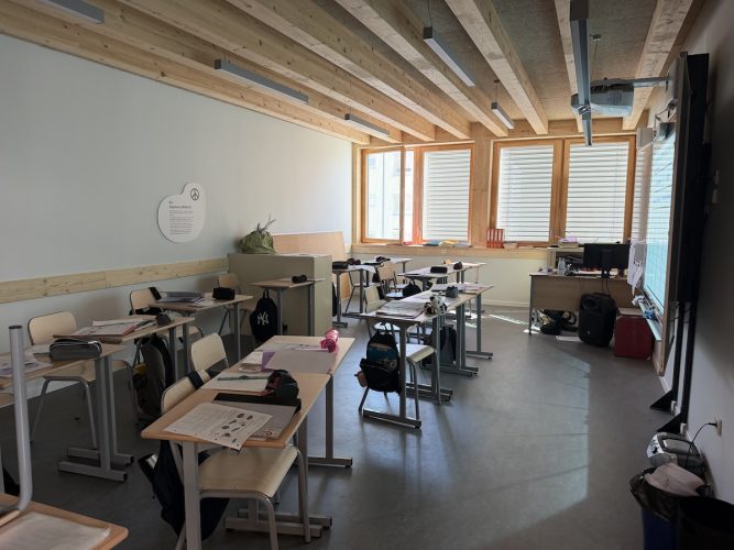 college neuhof salle de classe
