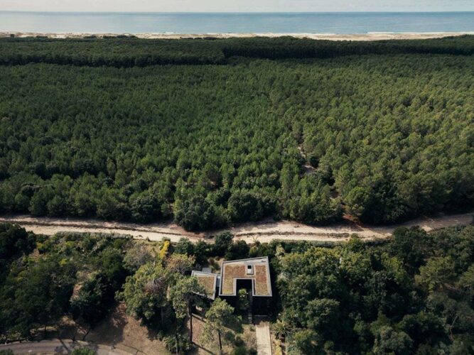 LANDES_Maud_Caubet©_Amaury_Laparra_BD2-27