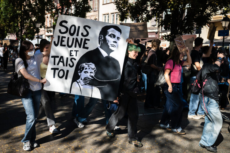 manifestation jeunesse mouvement social lycéen