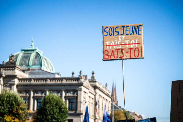 manifestation jeunesse mouvement social lycéen