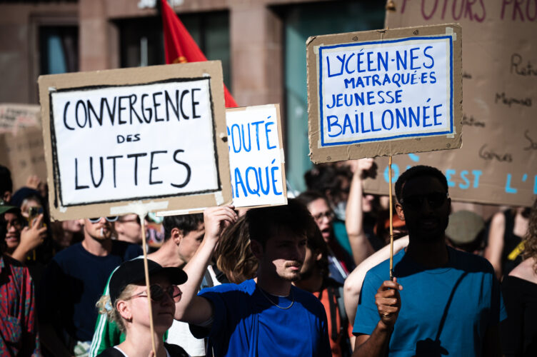 manifestation jeunesse mouvement social lycéen
