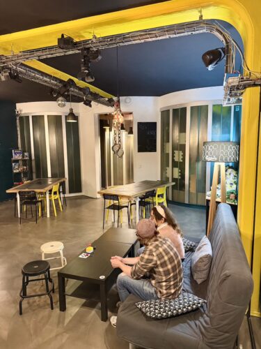 PixUp escape game A Maze In