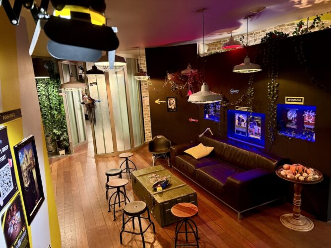 PixUp escape game A Maze In