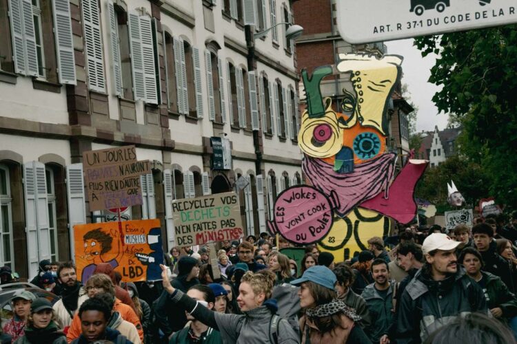 manif 17 octobre pancartes