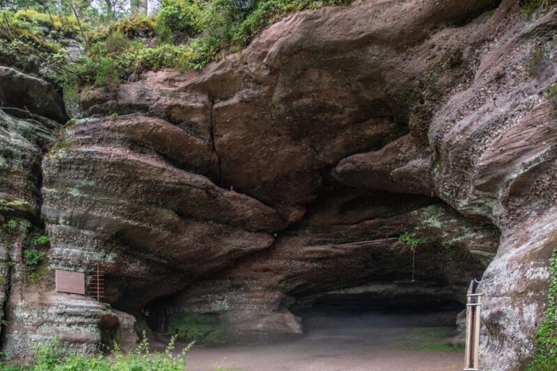 grotte saint leon