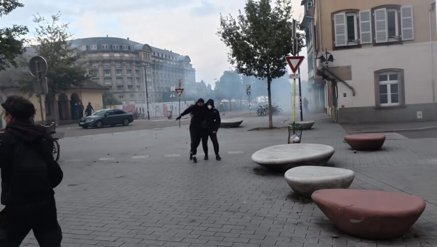 Matraquage manifestants 24 octobre